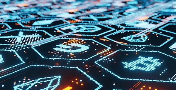 深夜币圈手札：8.19比特币与以太坊的十字路口
