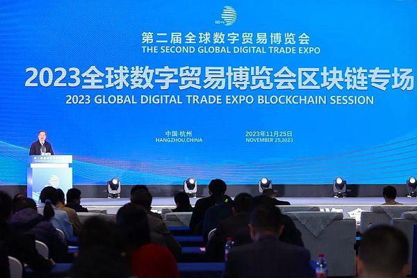 币圈捷报：700点暴利狂欢背后的故事